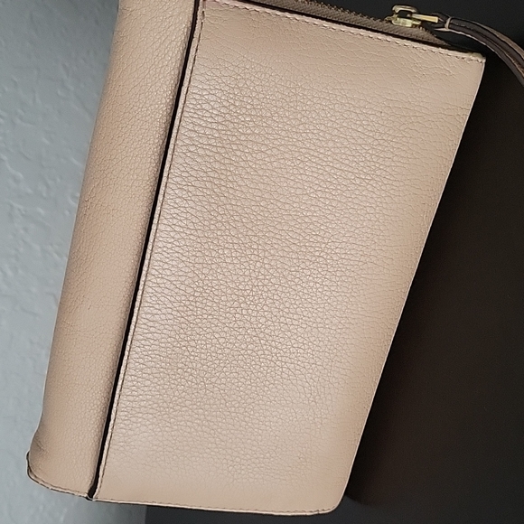 Tory Burch McGraw Convertible Crossbody - Picture 14 of 15